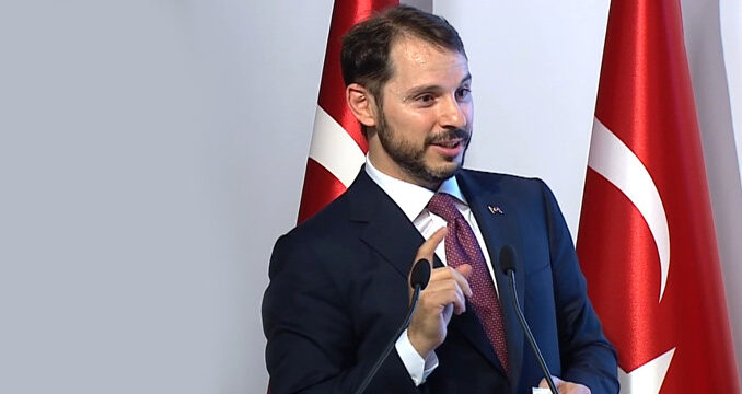 bakan-albayrak-gorevi-biraksin-diyenlere-yanit_11133953_58
