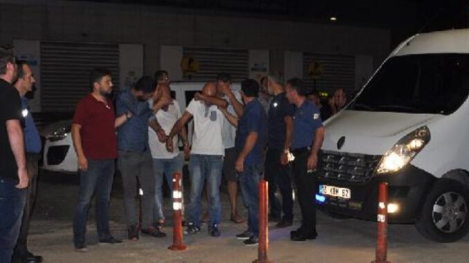 500-bin-liralik-kumas-hirsizligina-8-gozalti-3090-dhaphoto5-5b8fba2fadfdc