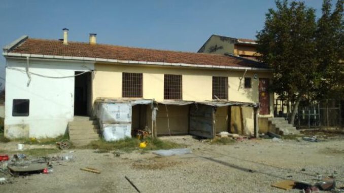 hirsizlar-trafo-merkezini-talan-etti-4936-dhaphoto2-5bd8389ec3409