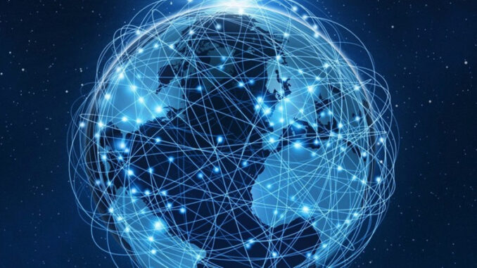 spacex-dunya-nin-cevresini-kaplayacak-hizli-internet-projesi-icin-ilk-testi-gerceklestirecek-1518441242