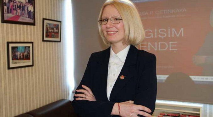 Anastasia Petrova Çetinkaya Kimdir