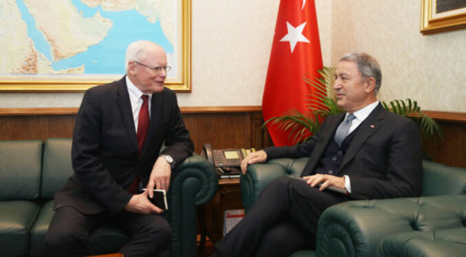 Hulusi Akar, James Jeffrey'i Kabul Etti