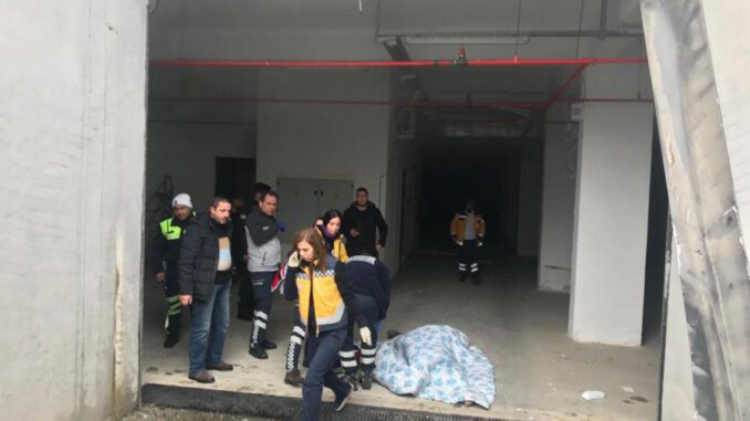 Otogarda patlama: Ölü ve yaralılar var