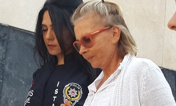 Nazlı Ilıcak'a gizli belge açıklamaktan 5 yıl 10 ay hapis