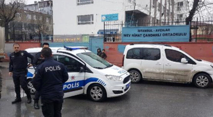 Ortaokulda dehşet! 14 yaşındaki öğrenci göğsünden bıçaklandı