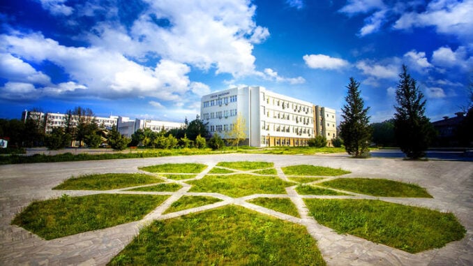 Uludağ Üniversitesi Akademik Takvim Değişikliğine Öğrencilerden Tepki
