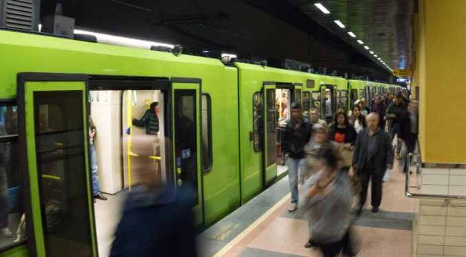 50334-bursa-da-metro-seferlerine-duzenleme-baskan-aktas-acikladi-5af7fdb2bdd6a