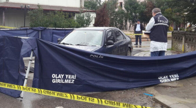 ocukları vermeyince eşinin eski kocasını öldürdü!