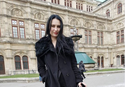 ofkeli-femen-uyesi-turk-erkekler-tsWn