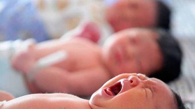 Anne ve babasının evde sünnet operasyonu yapmaya çalıştığı 5 aylık bebek öldü