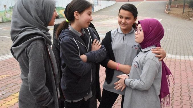 Erdoğan'ın sahneye çağırdığı 5. sınıf öğrencisi konuştu