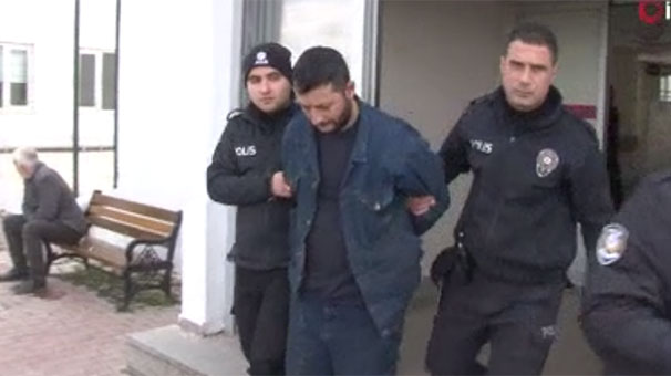 kocanin-kiskanclik-dehseti-dini-nikahli-esini-ve-kizini-bicakladi-13440128