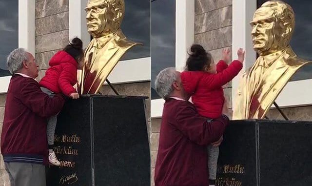 3 yaşındaki Çağla'nın Atatürk sevgisi duygulandırdı
