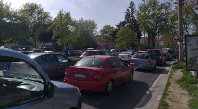 Bursa Mudanya'da hafta sonu trafiği!