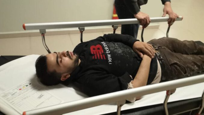 Bursa'da Suriye Uyruklu İşçinin Gözüne Zımba Çivisi Saplandı