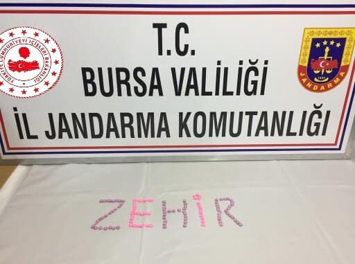 Bursa'da Yolcu Koltuğunun Altından 'Zehir' Çıktı