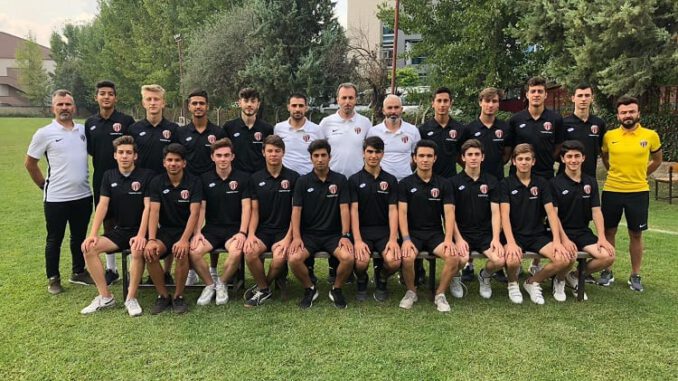 İnegölspor U17, Sakaryaspor ile Türkiye finali oynayacak