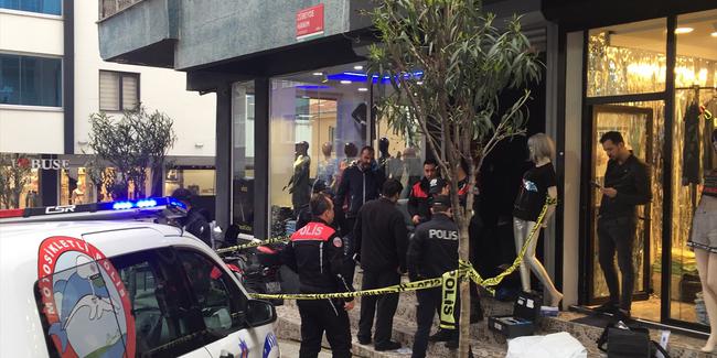 İstanbul'da cinayet... Kardeşini silahla vurdu