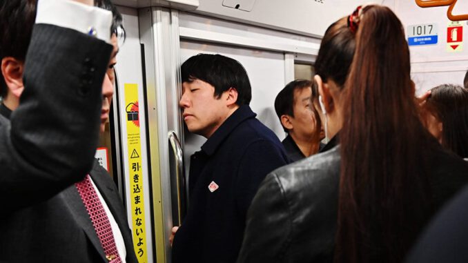 Japonya'da Yeni Dönemi Kutlama Tatili Vatandaşları Korkuttu! Bu Kadar Boş Zamanla Ne Yapacağız