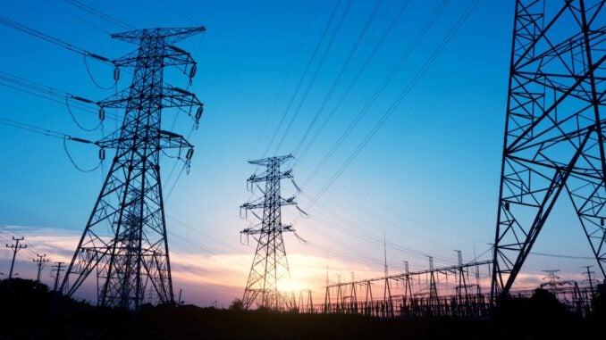 Bakan Dönmez'den 'kendi elektriğini kendin üret' çağrısı