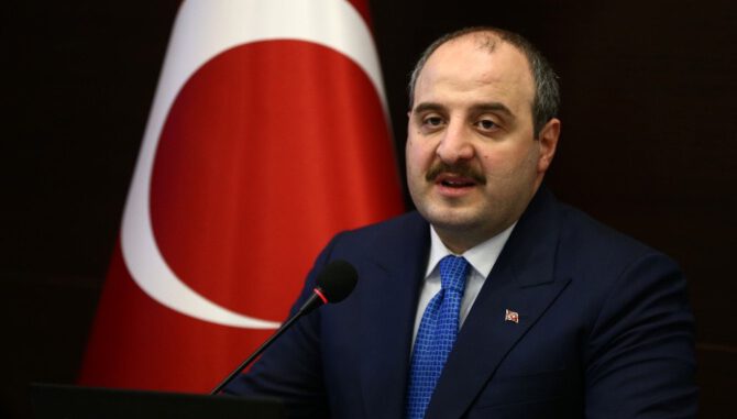Bakan Varank'tan gençlere müjde!