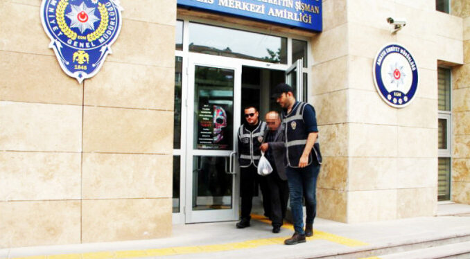 Beni tanımadın mı Acil para lazım diyerek dolandırdı