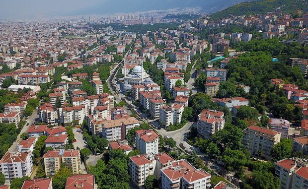 Bursa Kükürtlü Caddesi Muradiye İstikameti Trafiğe Kapatıldı