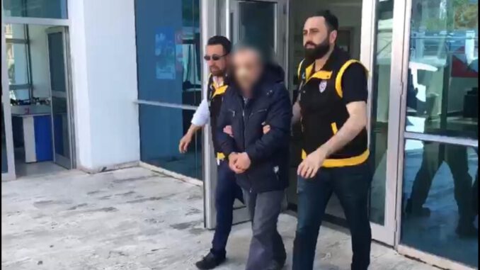 Bursa'da sigara vermeyince arkadaşını bıçaklayan zanlı adliyeye sevk edildi