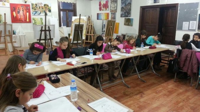 İnegöl'de çocuk sanat atölyesi kayıtları başlıyor
