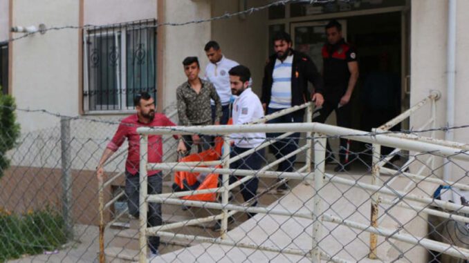 Komşusunun çocuğuna taciz... Evden bu halde çıkarıldı!