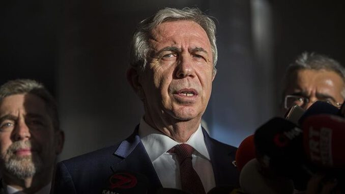 Mansur Yavaş seçim vaadini gerçekleştirdi! Araçlardaki çakarların hepsi tek tek söküldü (2)