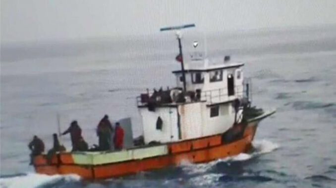 Romanya 8 Türk balıkçıyı gözaltına aldı, 3 balıkçı hafif yaralı