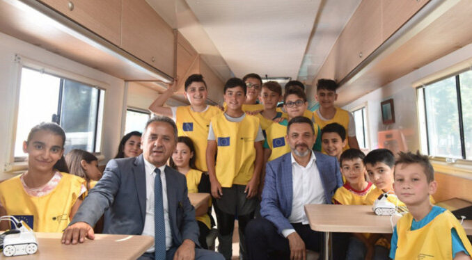 'Bilim Karavanı' Bursa'da