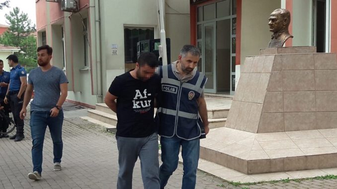 Bursa'da Çalıştıkları İş Yerini Soymaya Kalktılar