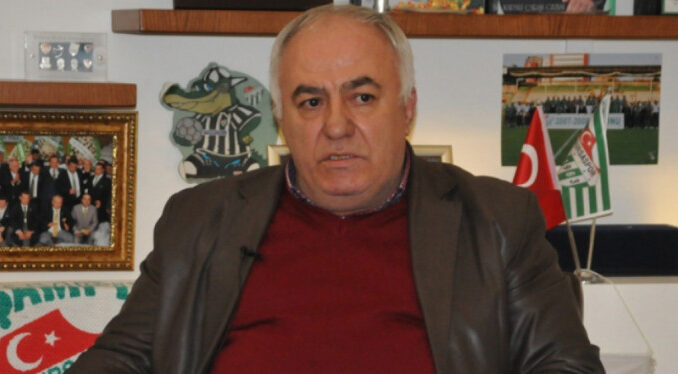 Bursaspor eski başkanlarından Ali Karasu'dan Mesut Mestan'a yaylım ateşi