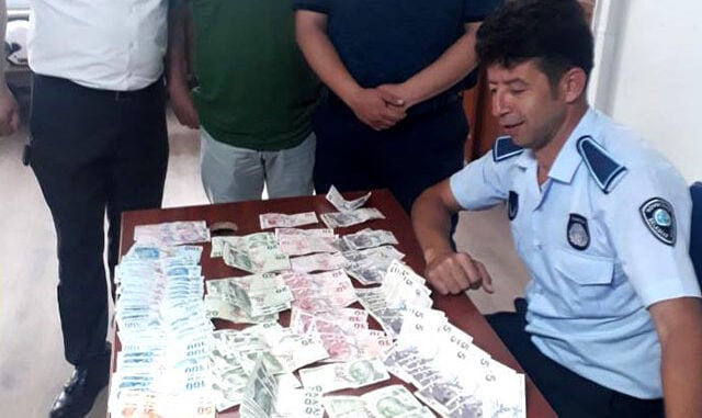 Eskişehir'de dilencinin üzerinden 6 bin 845 lira çıktı