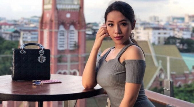 Instagram Fotoğrafları Yüzünden Doktorluk Lisansı İptal Edildi