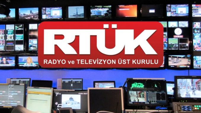 Küçük çocuktan RTÜK'e şikayet Babam bir dizideki karısını döven karaktere çok benziyor