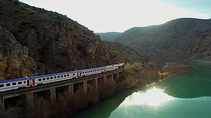 'Tam O An' Doğu Ekspresi Ulusal Fotoğraf Yarışması'nda birinciye 10 bin lira ödül verilecek
