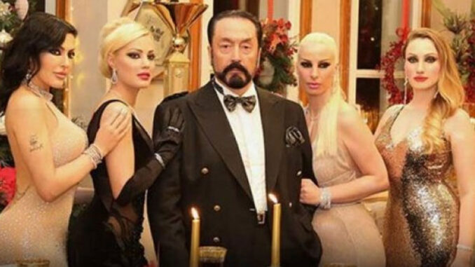 Adnan Oktar Örgütünün İtirafçıları Konuştu Pedofili Eğilimi de Vardı
