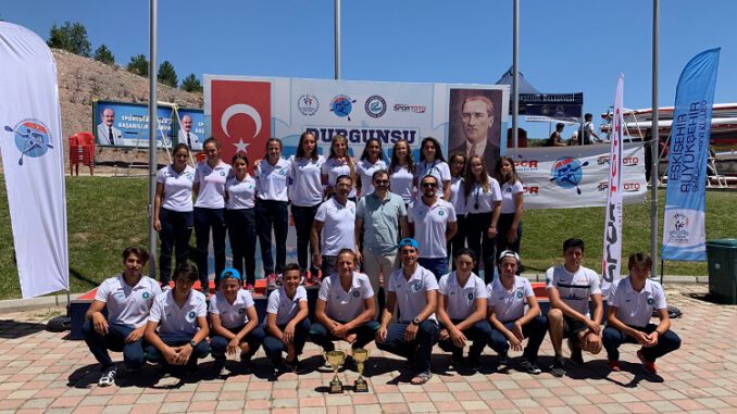 Bursa Büyükşehir Belediyespor Kano Takımı Türkiye Kupasından 25 Madalya İle Döndü