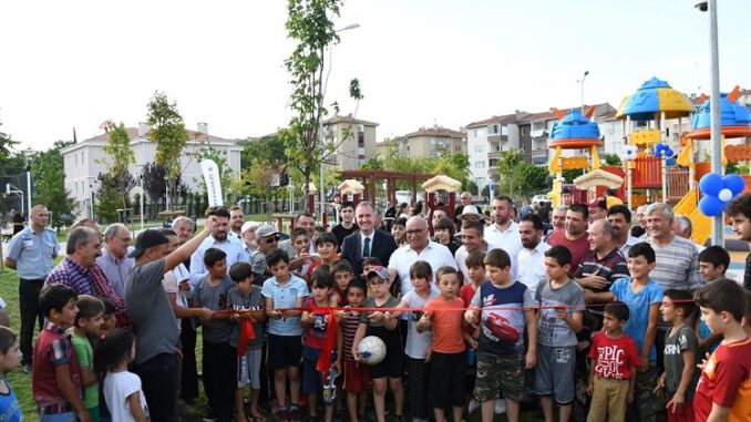 Bursa İnegöl'de Yunus Emre Spor Kompleksi hizmete girdi