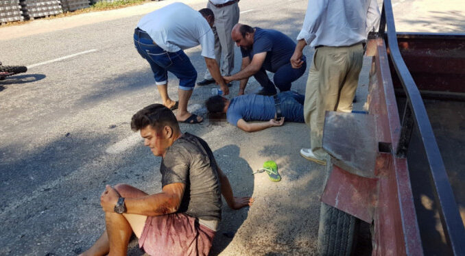 Bursa İznik'te otomobil ile motosiklet çarpıştı 2 yaralı