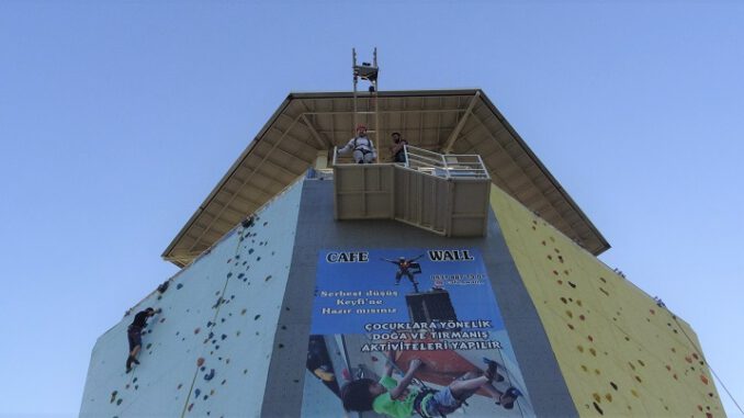 Bursa'da adrenalin tutkunlarının yeni gözdesi Mihraplı Parkı