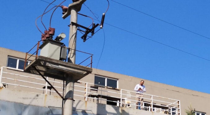 Bursa'da elektrik akımına kapılan işçi ağır yaralı!