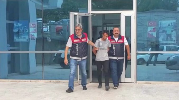 Bursa'da tamirciye girip araba anahtarı çalan hırsız yakalandı