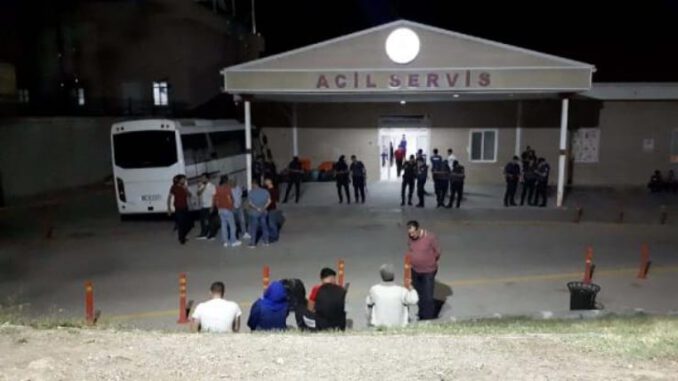 Çocuk damat düğünündeki ‘yan bakma’ kavgasında vurularak öldü