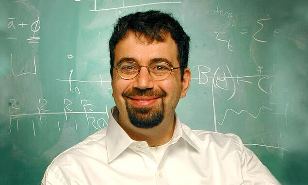 Daron Acemoğlu kimdir