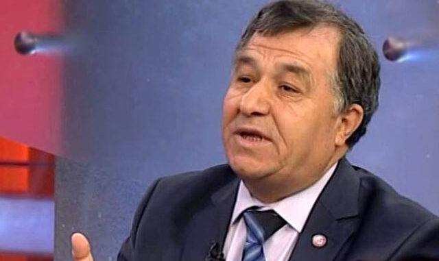 Kendisini uyaran banka görevlisini dinlemedi, 'Profesörüm, kimse beni dolandıramaz' dedi ama...