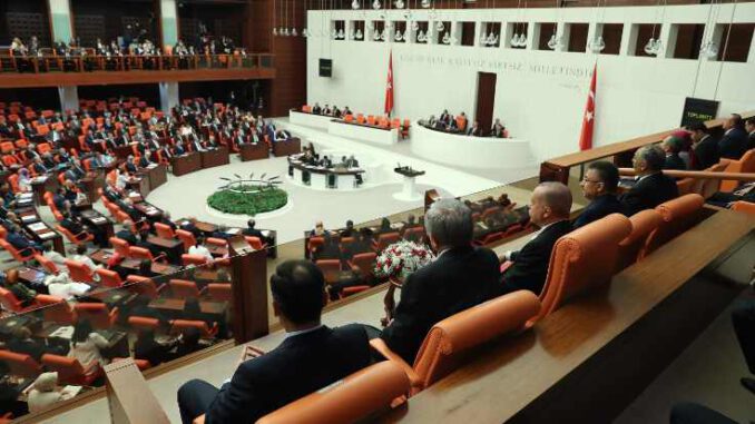 Meclis'te 'Ne istediler de vermedik' gerilimi